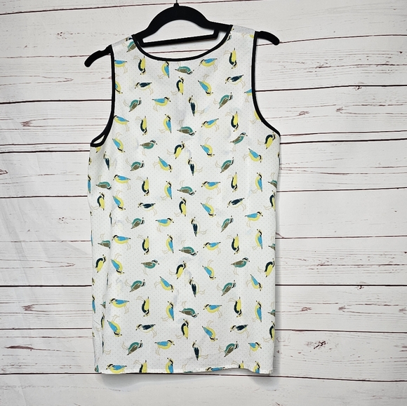 Kensie Bird Pattern Sleeveless Top - Picture 2 of 11